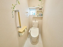 【東京都/板橋区蓮根】板橋区蓮根1丁目　中古戸建 トイレ：3階
※1階にもトイレあり