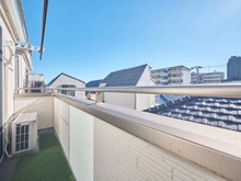【東京都/板橋区蓮根】板橋区蓮根1丁目　中古戸建 バルコニー：3階：南側のバルコニー