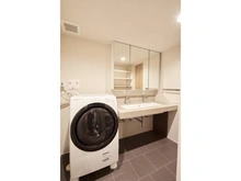 【京都府/京都市中京区中筋通竹屋町上る】京都市中京区中筋通竹屋町上る末丸町　戸建 洗面所：家具調度品は価格に含まれません