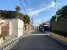 【兵庫県/宝塚市中山桜台】宝塚市中山桜台七丁目　中古戸建 前面道路