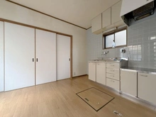 【兵庫県/神戸市灘区岸地通】神戸市灘区岸地通1丁目　中古戸建 ダイニングキッチン