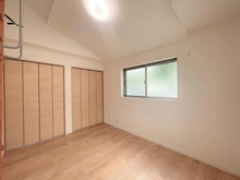 【兵庫県/神戸市中央区坂口通】神戸市中央区坂口通7丁目　中古戸建 洋室