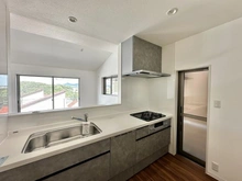 【兵庫県/神戸市垂水区潮見が丘】神戸市垂水区潮見が丘一丁目　中古戸建 キッチン