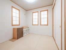 【兵庫県/神戸市垂水区星陵台】プラウドシーズン神戸星陵台　中古戸建 和室：1階