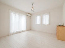 【兵庫県/神戸市垂水区星陵台】プラウドシーズン神戸星陵台　中古戸建 洋室：2階