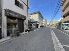 【大阪府/吹田市江坂町】吹田市江坂町一丁目　店舗付住宅 前面道路