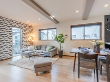 【兵庫県/神戸市中央区下山手通】神戸市中央区下山手通8丁目　中古戸建 LDK：【約19.2帖LDK】
※家具・調度品は販売価格に含まれておりません