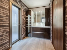 【兵庫県/神戸市中央区下山手通】神戸市中央区下山手通8丁目　中古戸建 洗面室