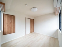 【東京都/墨田区立花】墨田区立花二丁目借地権付戸建 洋室：2階　約6.0帖