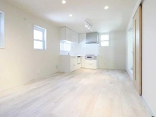 【東京都/世田谷区三宿】世田谷区三宿2丁目　中古戸建 リビング・ダイニング