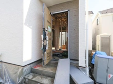 【神奈川県/大和市福田】大和市福田5丁目　新築戸建　E号棟 玄関