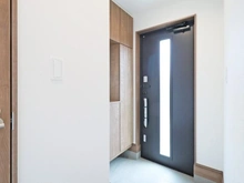 【神奈川県/大和市福田】大和市福田5丁目　新築戸建　K号棟 玄関