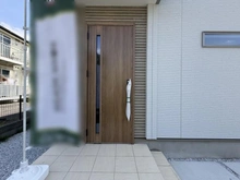 【神奈川県/横浜市青葉区大場町】横浜市青葉区大場町　新築戸建 玄関
