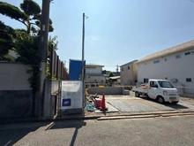 【神奈川県/藤沢市湘南台】藤沢市湘南台3丁目　新築戸建　A号棟 建築中の外観：全2棟（左側）