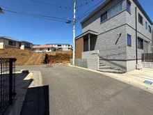 【神奈川県/横浜市泉区岡津町】泉区岡津町　新築戸建　2号棟 前面道路