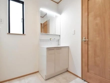 【神奈川県/横浜市瀬谷区二ツ橋町】瀬谷区二ツ橋町　新築戸建　B号棟 洗面所