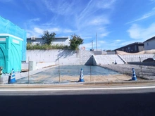 【神奈川県/横浜市旭区上白根町】旭区上白根町　新築戸建3号棟 現地（建築前）：全3棟：中央3号棟が建つ予定の土地