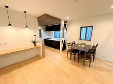 【神奈川県/横浜市鶴見区東寺尾東台】鶴見区東寺尾東台　中古戸建 LDK