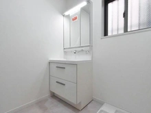 【神奈川県/横浜市鶴見区東寺尾東台】鶴見区東寺尾東台　中古戸建 洗面所