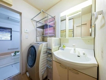 【神奈川県/横浜市旭区南本宿町】旭区南本宿町　中古戸建 洗面所