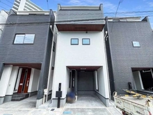 【神奈川県/川崎市幸区戸手】川崎市幸区戸手4丁目　新築戸建　2号棟／全10棟 外観：全10棟　中央2号棟