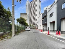 【神奈川県/川崎市幸区戸手】川崎市幸区戸手4丁目　新築戸建　2号棟／全10棟 前面道路