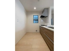 【神奈川県/川崎市幸区戸手】川崎市幸区戸手4丁目　新築戸建　3号棟／全10棟 キッチン