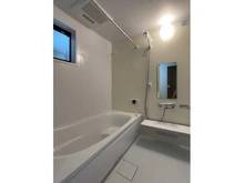 【神奈川県/川崎市幸区戸手】川崎市幸区戸手4丁目　新築戸建　4号棟／全10棟 浴室