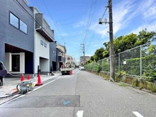 【神奈川県/川崎市幸区戸手】川崎市幸区戸手4丁目　新築戸建　4号棟／全10棟 前面道路