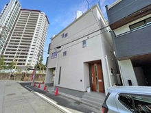 【神奈川県/川崎市幸区戸手】川崎市幸区戸手4丁目　新築戸建　6号棟／全10棟 外観：全10棟　写真中央