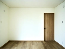 【神奈川県/横浜市旭区東希望が丘】旭区東希望が丘　中古戸建 洋室：１階