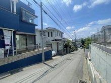 【神奈川県/横浜市旭区東希望が丘】旭区東希望が丘　中古戸建 前面道路