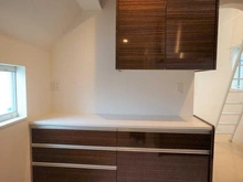 【東京都/目黒区東が丘】目黒区東が丘2丁目　中古戸建 キッチン：カップボード