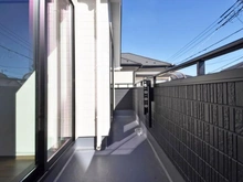 【神奈川県/横浜市瀬谷区二ツ橋町】瀬谷区二ツ橋町　新築戸建　A号棟 バルコニー