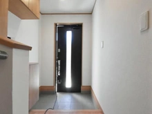 【神奈川県/横浜市瀬谷区二ツ橋町】瀬谷区二ツ橋町　新築戸建　B号棟 玄関