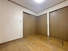 【兵庫県/神戸市長田区五位ノ池町】神戸市長田区五位ノ池町三丁目 中古戸建 洋室：1階
