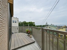 【兵庫県/西宮市甲陽園西山町】西宮市甲陽園西山町　中古戸建 バルコニー：1階部分