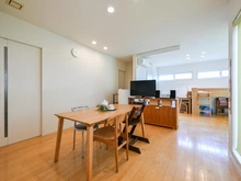 【兵庫県/西宮市甲陽園西山町】西宮市甲陽園西山町　中古戸建 リビング・ダイニング：2階部分