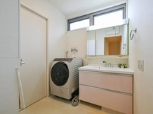 【兵庫県/西宮市甲陽園西山町】西宮市甲陽園西山町　中古戸建 洗面所：2階部分