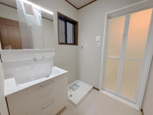 【兵庫県/尼崎市東本町】尼崎市東本町四丁目 中古戸建 洗面所