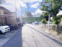 【千葉県/千葉市稲毛区作草部町】千葉市稲毛区作草部町　中古戸建 前面道路