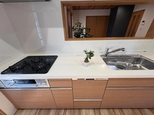 【千葉県/千葉市稲毛区作草部町】千葉市稲毛区作草部町　中古戸建 キッチン：家具調度品は価格に含まれません