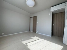 【千葉県/千葉市美浜区稲毛海岸】千葉市美浜区稲毛海岸二丁目　中古戸建 洋室