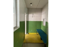 【千葉県/千葉市稲毛区宮野木町】千葉市稲毛区宮野木町　中古戸建 教室入口(1階)：家具調度品は価格に含まれません