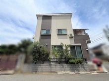 【千葉県/千葉市稲毛区黒砂】千葉市稲毛区黒砂四丁目　中古戸建 外観