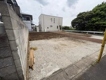【千葉県/千葉市中央区星久喜町】千葉市中央区星久喜町　新築戸建　2号棟 現地（建築前）：全2区画
手前側