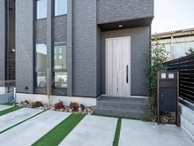 【東京都/東村山市久米川町】東村山市久米川町2丁目　中古戸建 玄関