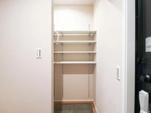 【埼玉県/所沢市大字山口】所沢市大字山口　新築戸建 玄関：シューズインクローゼット