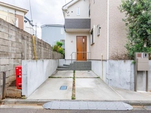 【東京都/東村山市青葉町】東村山市青葉町3丁目　中古戸建 駐車場：車1台分のスペースがあります。水栓もございます。