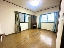 【埼玉県/狭山市大字下奥富】狭山市大字下奥富　中古戸建 洋室：※家具調度品等は販売価格に含まれません。